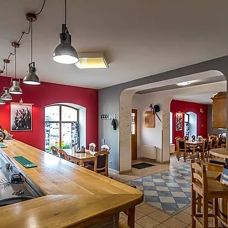 Penzion A Restaurace U Vladare